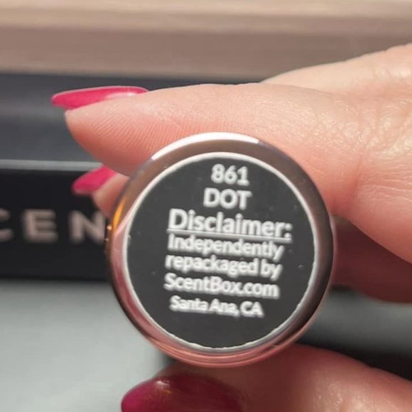 Marc Jacobs DOT perfume in atomizer bottle - Picture 2 of 2